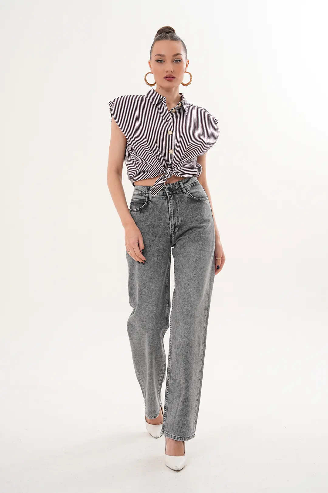 Ürün görseli: 6011 - Kadın Yüksek Bel Straight Fit Gri Jean Kot Pantolon