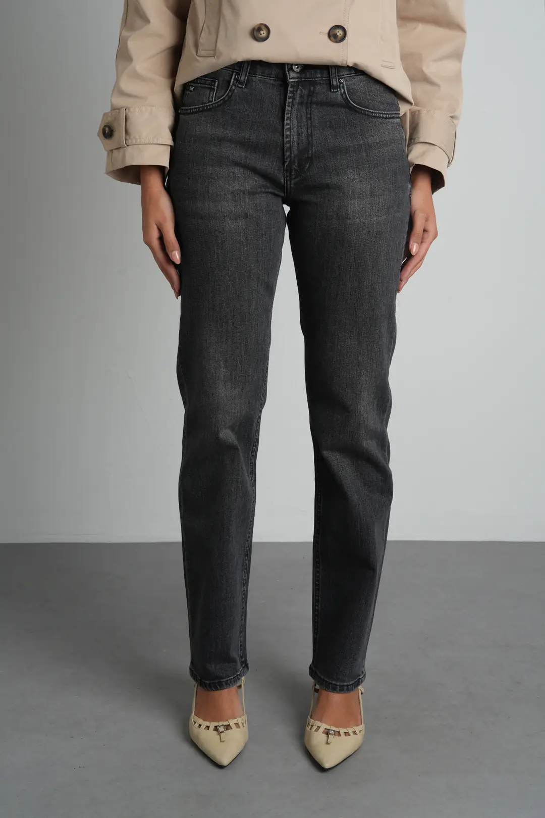 Antrasit Straight Fit Normal Bel Likralı Kadın Jean Pantolon