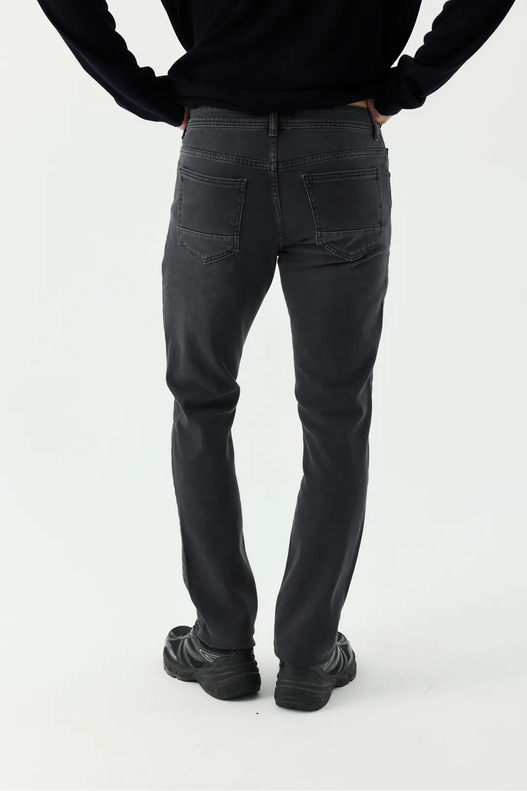 C201 – Erkek Straight Fit Normal Bel Düz Paça Jean Pantolon