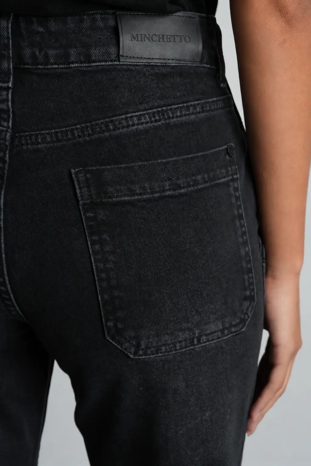 Antrasit Relax Fit Normal Bel Likralı Kadın Jean Pantolon