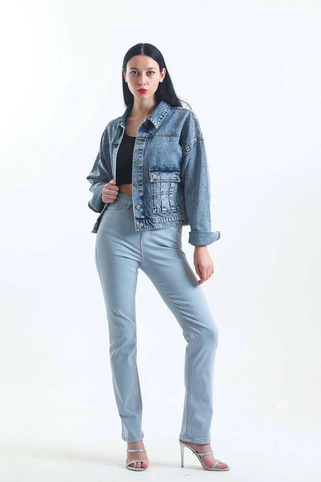 Ürün görseli: Günlük Kadın Klasik Jean Rigit Young Önden Cep Denim Ceket