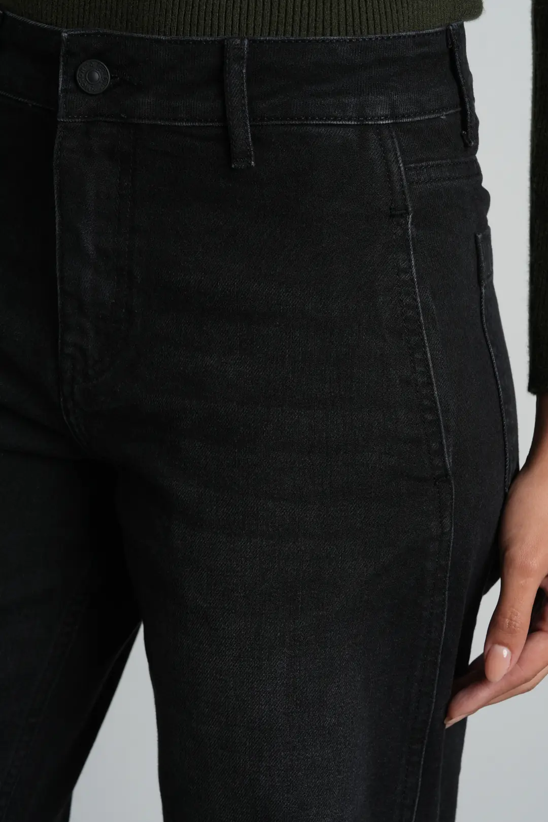 Siyah Relax Fit Normal Bel Likralı Kadın Jean Pantolon