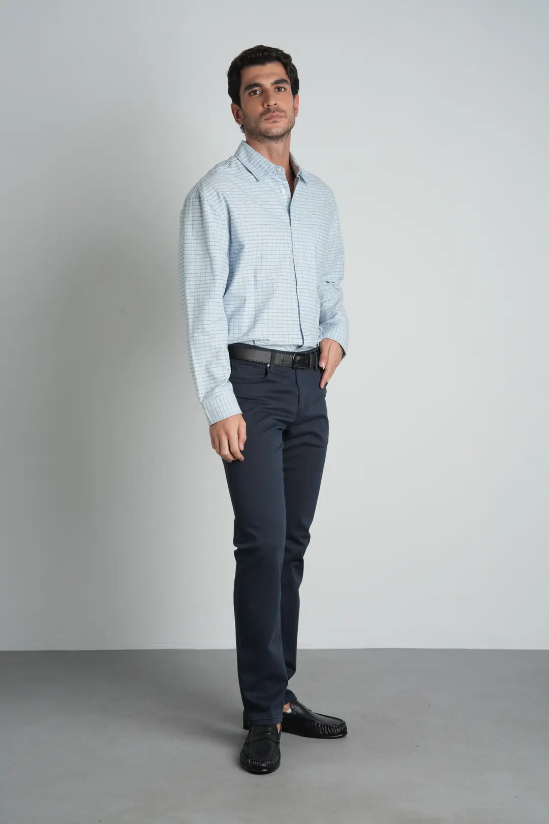 Ürün görseli: Lacivert Straight Fit Normal Bel Likralı Erkek Gabardin Pantolon