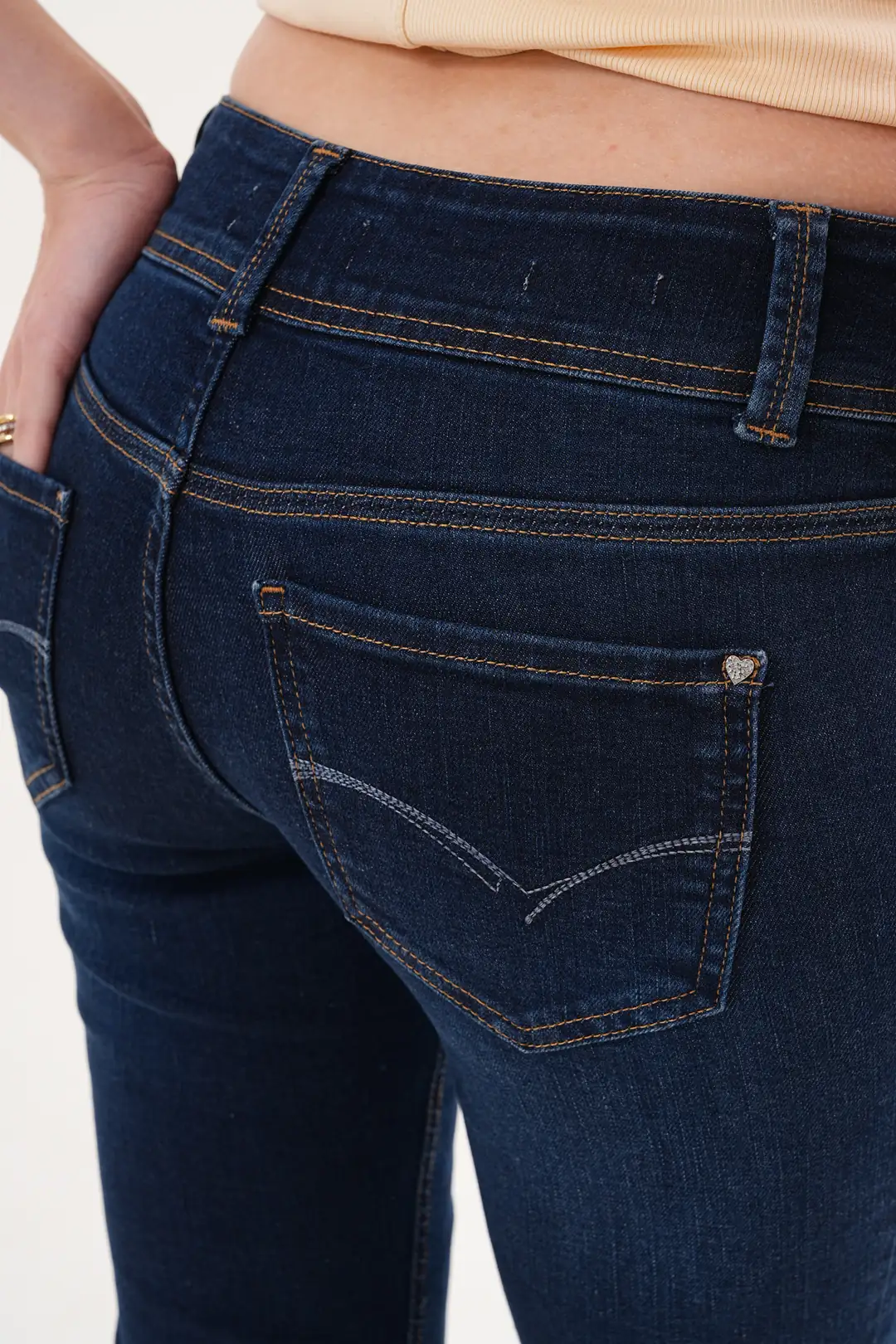 6040 - Kadın Düşük Bel Flare Fit İspanyol Paça Jean Pantolon