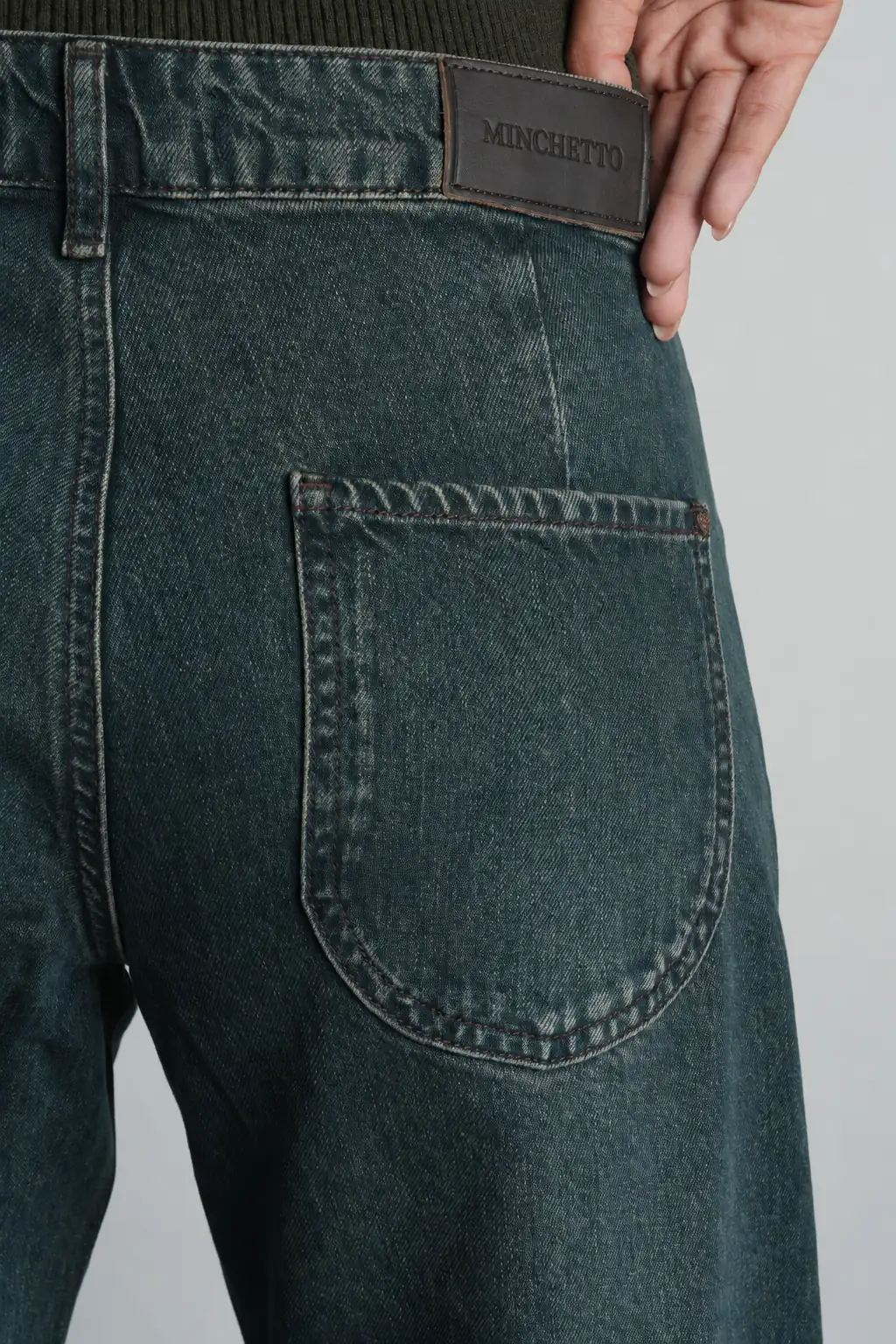 Mavi Haki Balloon Fit Normal Bel Pamuklu Kadın Jean Pantolon