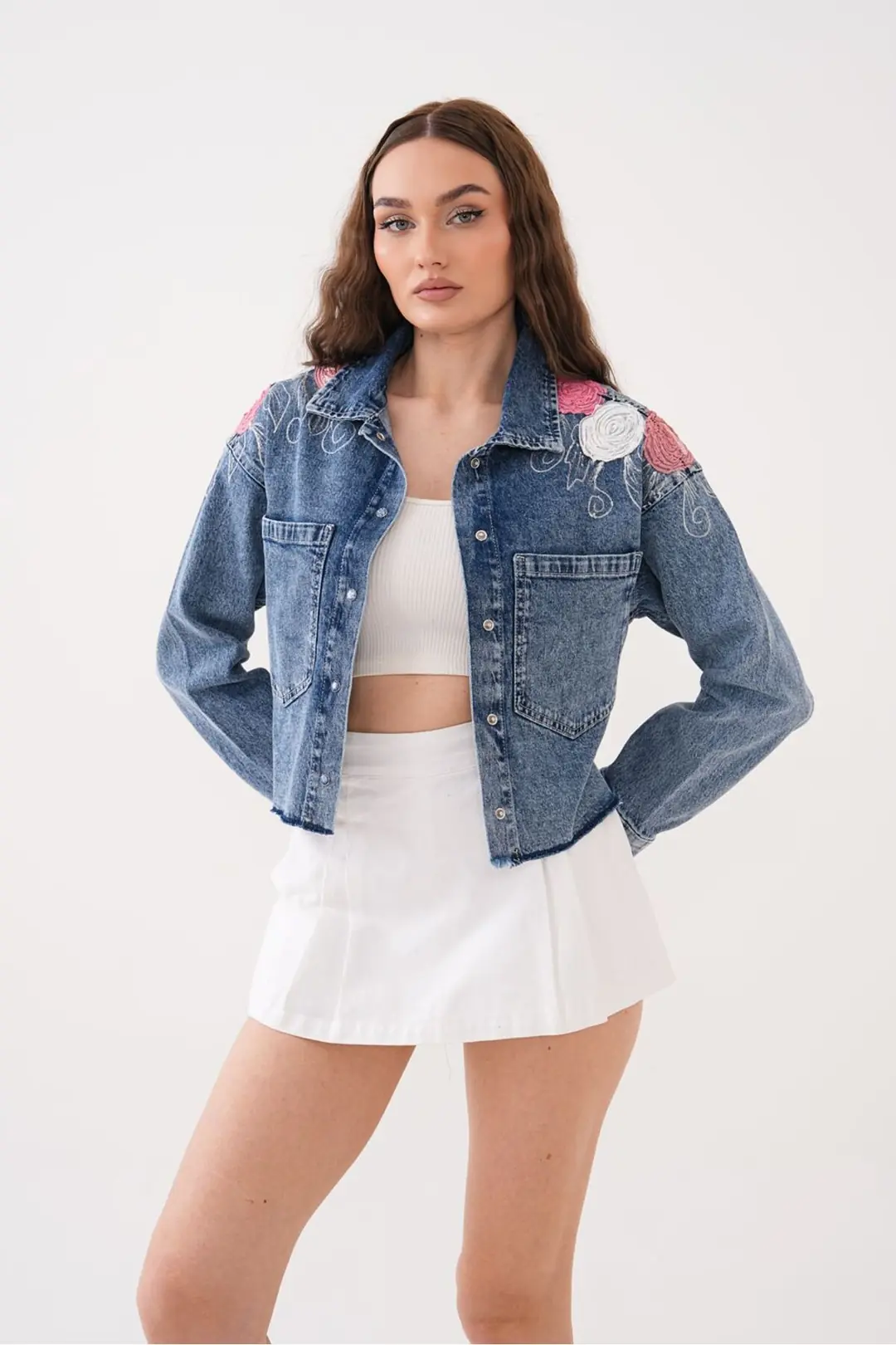 6503 Kadın Crop Fit Nakış Detaylı Denim Ceket