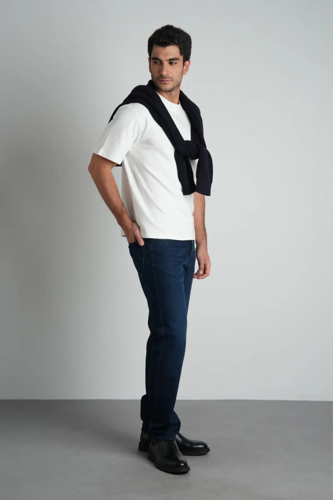 Ürün görseli: Mavi Siyah Tapered Fit Normal Bel Likralı Erkek Jean Pantolon
