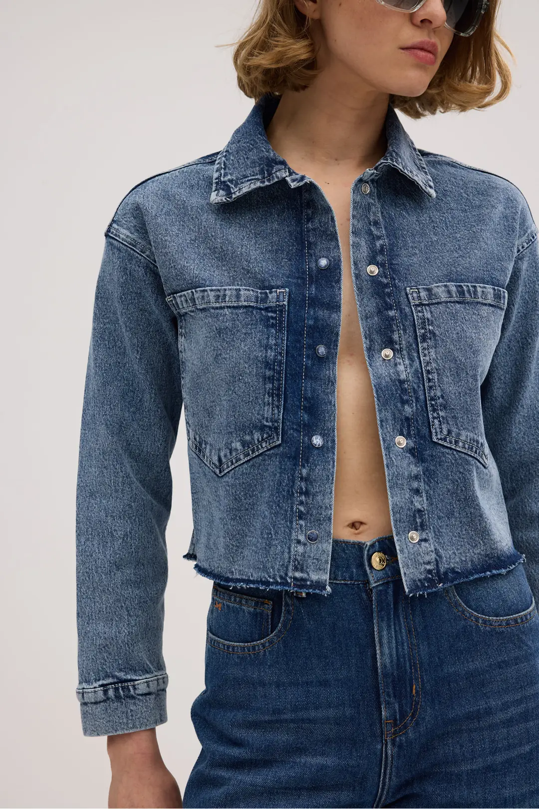 Kadın Rigit Önden Cep Taşlamalı Denim Jean Kot Ceket